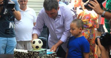 Primarul din Ovidiu, George Scupra,  i-a conferit titlul de cetățean de onoare lui Gheorghe Hagi - 7
