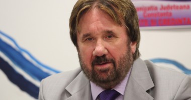 Stire din Politică-Administrație : Gheorghe Slabu: "PP-DD pune accent pe educație și cercetare"