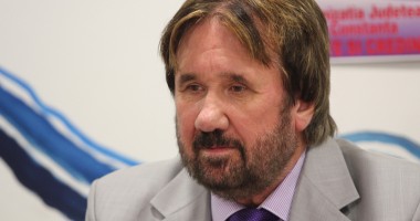 Stire din Politică-Administrație : "Vom face demersuri la minister ca Policlinica cu Plată să nu fie desființată"