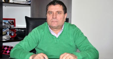 Stire din Politică-Administrație : Primarul din Topraisar țintește spre al patrulea mandat