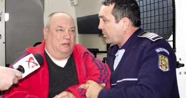 Stire din Eveniment : "Pistolarul" din Techirghiol, arestat pentru 29 de zile
