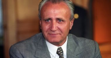 Doliu în lumea politică! A murit un fost ministru al Apărării - 2