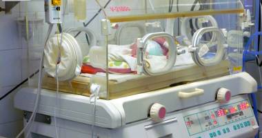 Stire din Sănătate : Atenție, mămici! Ghidul Prematurului,  la Maternitatea Constanța