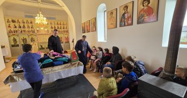 Stire din Cultură-Educație : Primii 300 de copii din sate dobrogene au fost sprijiniți să își continue studiile