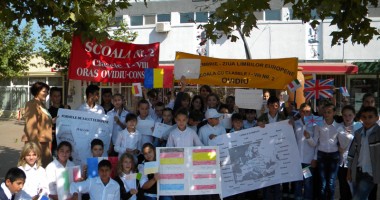 Stire din Cultură-Educație : Ziua Limbilor Europene Vorbite, sărbătorită la Techirghiol și Ovidiu
