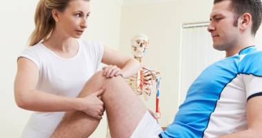 Stire din Sănătate : Recuperarea după fracturi. La ce să vă așteptați după scoaterea aparatului gipsat