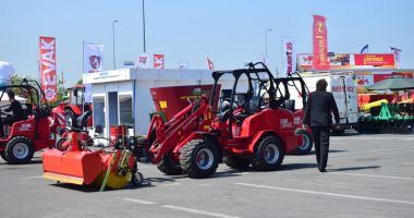 Ghiudemul tătăresc, vinurile "Conu’ Albu" și alte delicii dobrogene dau farmec Târgului EXPOAGROUTIL - 3