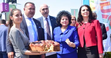 Ghiudemul tătăresc, vinurile "Conu’ Albu" și alte delicii dobrogene dau farmec Târgului EXPOAGROUTIL - 5