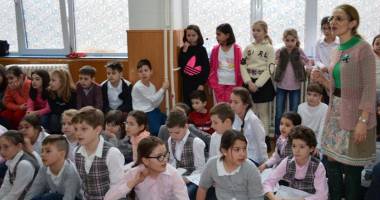 Cum au ales să sărbătorească elevii Școlii nr. 30 Săptămâna Francofoniei - 2