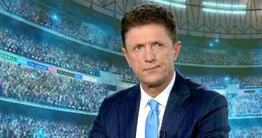 Stire din Sport : Gică Popescu tună și fulgeră! „Kovacs ne-a arbitrat printr-o metodă șmecherească”