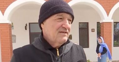 Stire din Actualitate : Mesajul lui Gigi Becali de la mănăstirea unde a fost adusă cea mai veche icoană