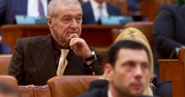 Stire din Actualitate : Gigi Becali șocat de salariul pe care îl câștigă în Parlament: ”Ce îmi dați, mă, atâția bani?”