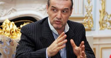 Stire din Eveniment : Gigi Becali, din nou la mâna procurorilor