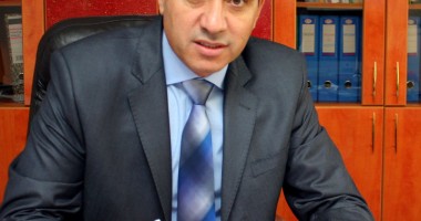 Stire din Politică-Administrație : Chiru anunța că va face curățenie în deconcentrate. Până atunci, l-au "curățat" alții pe el