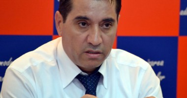 PDL decide astăzi dacă boicotează referendumul