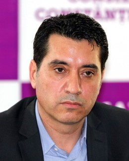Stire din Politică-Administrație : Cine a dezertat din PDL Constanța? Președintele Chiru contracarează plecările