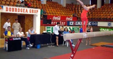 Stire din Sport : Gimnastele Farului, la Concursul Național Școlar de la Buzău