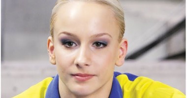 Stire din Sport : Gimnastică / Sandra Izbașa s-a accidentat și poate rata JO de la Londra!