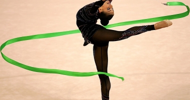 Stire din Sport : Gimnastică ritmică / Ana Luiza Filiorianu și Denisa Mailat participă la Grand Prix-ul de la Kiev