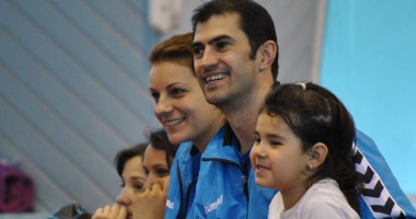 Stire din Sport : Lotul național de gimnastică de la Onești va fi antrenat de soții Nicolai, de la CS Farul