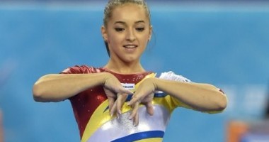 Stire din Sport : Gimnastică artistică: Românca Larisa Iordache este vicecampioană mondială la individual compus