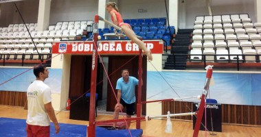 Stire din Sport : Gimnastele constănțene se pregătesc pentru podiumul Naționalelor