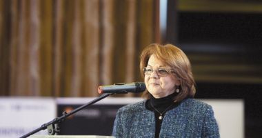 Stire din Sport : Carmencita Constantin, vorbe de laudă la adresa Larisei Iordache