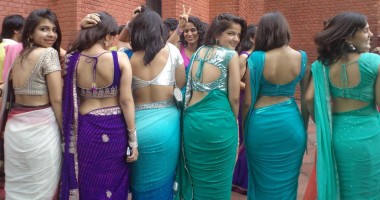 Stire din Actualitate : Telefoanele mobile și alimentația, responsabile de numărul mare de violuri în India
