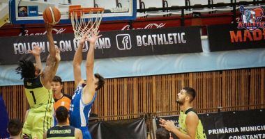 Stire din Sport : "Gladiatori" cu suflet mare