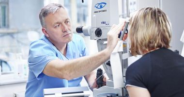 Stire din Sănătate : Nu este de joacă, aveţi grijă de ochii voştri! Glaucomul duce la orbire