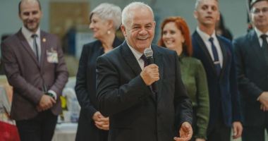 Stire din Sport : Vasile Gliga, reales vicepreședinte al Federației Mondiale de Dans Sportiv