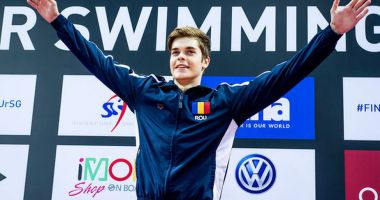 Stire din Sport : Robert Glință, două medalii de aur, la Cupa Europeană de natație