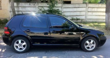 Stire din Eveniment : Dosar penal pentru o Carte Verde falsă