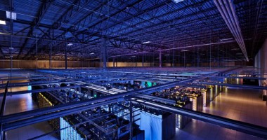 Înăuntru internetului/ Primele fotografii din centrele Google - 2