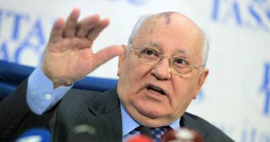 Stire din Actualitate : Gorbaciov crede că Putin repetă greșelile lui: a început să se creadă Dumnezeu