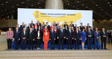 Stire din Politică-Administrație : Alina Gorghiu: “Marea Neagră este butoiul cu pulbere al Europei”
