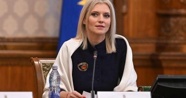 Stire din Politică-Administrație : Alina Gorghiu: Mergem mai departe cu reforma pensiilor speciale