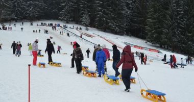 Stire din Economie : În vacanţa de Crăciun, stațiunile montane de pe Valea Prahovei au fost ocupate în proporție de 70%