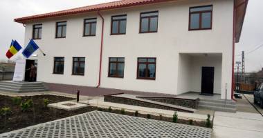 Proiect unic în județ. Cum vrea primarul  Gabriela Iacobici să reducă abandonul școlar - 2