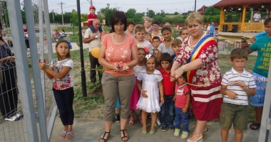 Stire din Politică-Administrație : Proiect ajuns la final în comuna Grădina. Centrul Civic din satul Cheia, inaugurat de primar