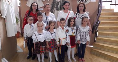 Copiii de la Grădinița  "Steluțele Mării" au marcat Ziua Iei - 2