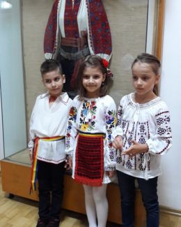 Copiii de la Grădinița  "Steluțele Mării" au marcat Ziua Iei - 3