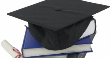 Stire din Cultură-Educație : Cum devii student… american