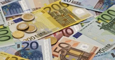 Stire din Economie : Granturi de un miliard de euro pentru IMM-uri