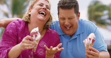 Stire din Sănătate : Grăsimea viscerală este cea mai periculoasă. Vă afectează vasele de sânge