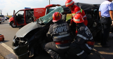 Grav accident rutier! Un taximetrist și clientul său, morți pe loc - 2