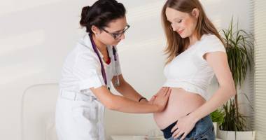 Stire din Sănătate : Gravidele  au dreptul la  o consultație pentru fiecare trimestru  de sarcină