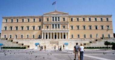 Stire din Actualitate : Noi măsuri de austeritate în Grecia, cu "tăieri" de 11,5 miliarde euro
