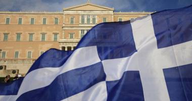 Stire din Actualitate : Deputații din Grecia au început la ora 4:00 dimineața dezbaterea pe tema planului de salvare