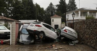 Furtuni violente în Grecia: Un om a murit în Volos. Circulația, închisă pe Insula Skiathos - 2
